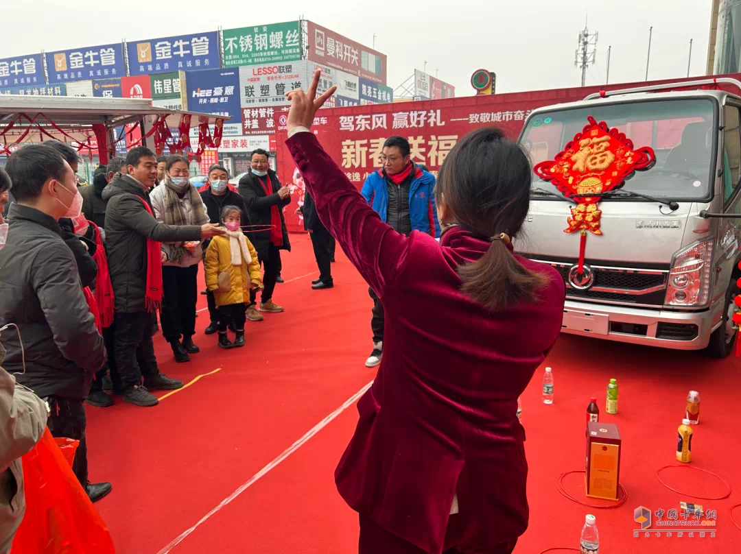 新形势，新举措 东风轻型车打响新年营销“第一枪”