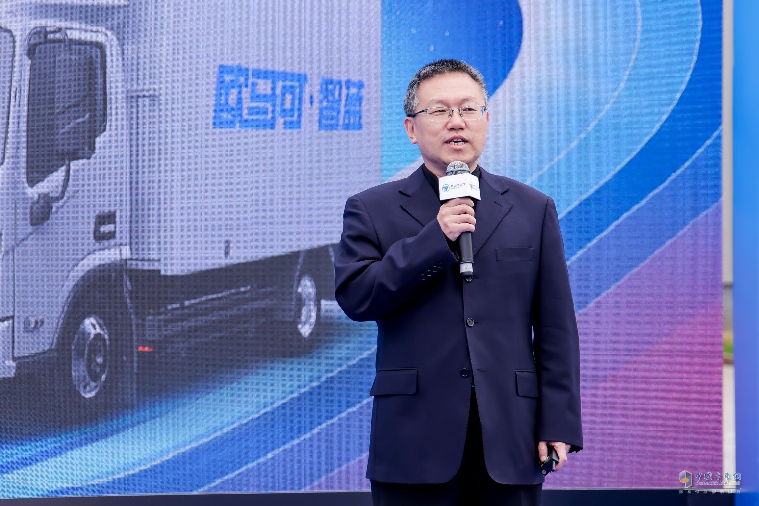 新能源轻卡战火“燃”到混动领域！欧马可为何能快人一步？