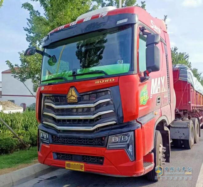 陕西赵小三：豪沃MAX燃气车，赚钱路上的好伙伴