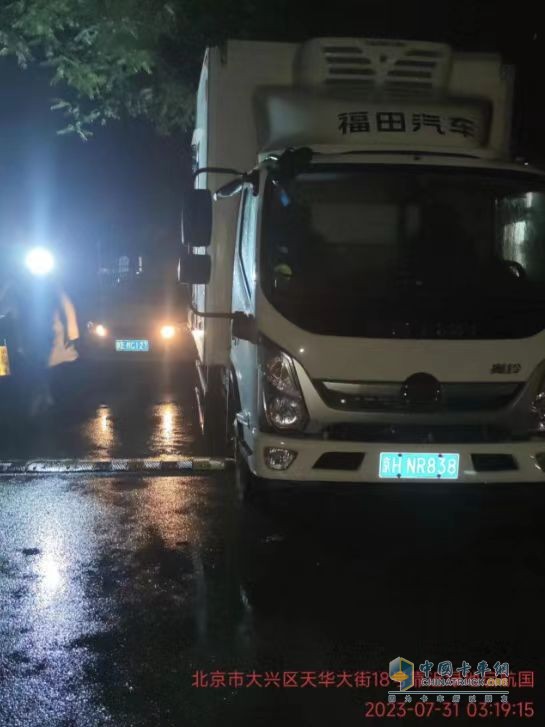助力受灾群众纾困，奥铃开启24小时免费救援行动