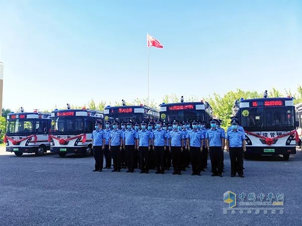 移动警务室让智慧警务再添翅膀