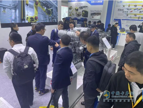 bauma China 2024火热开幕，上柴动力首日精彩盘点