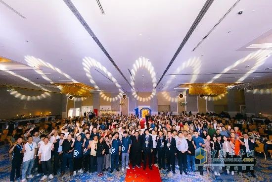 一汽解放与菲律宾QSJ.Motors合作十周年暨万辆下线庆典圆满举行