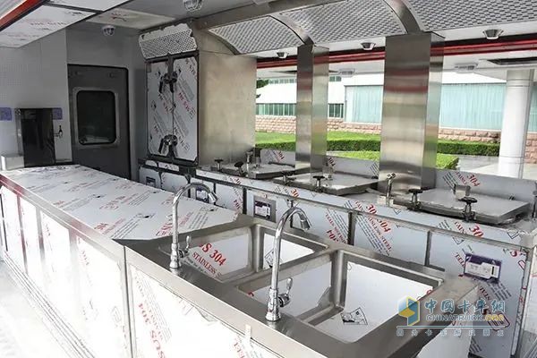 森源鸿马多功能饮食保障车：应急救援中的 “移动厨房”