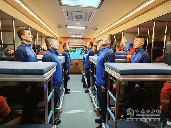 森源鸿马严格把控质量：多功能宿营车品质卓越