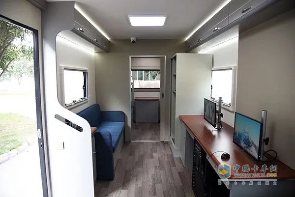 森源鸿马机动化警务室 打造 “移动的安全堡垒”