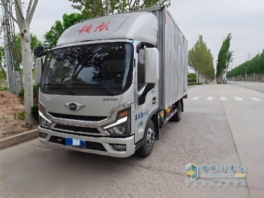 跑货运算经济账，还是宽体领航大G-LNG轻卡好用