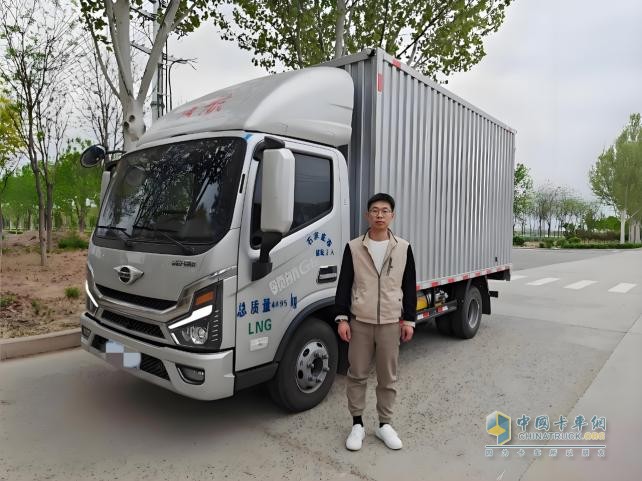 跑货运算经济账，还是宽体领航大G-LNG轻卡好用