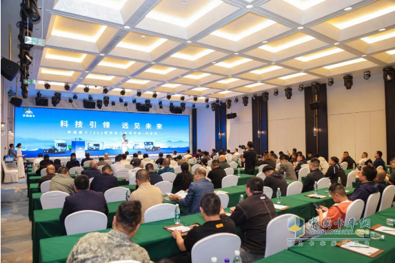 批量签售！宇通重卡2025款新品闪耀长治