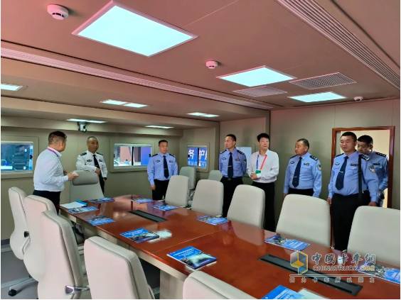 森源鸿马闪耀第十二届警用装备博览会：诠释“移动通信指挥车平台智能制造者”实力
