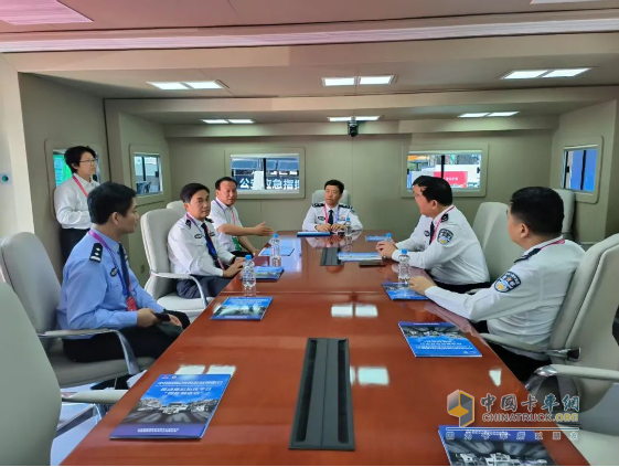 森源鸿马闪耀第十二届警用装备博览会：诠释“移动通信指挥车平台智能制造者”实力