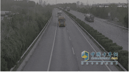 解放卡车：国车送国礼，犇！
