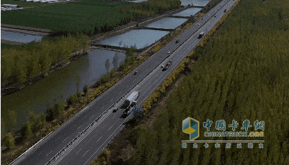 解放卡车：国车送国礼，犇！
