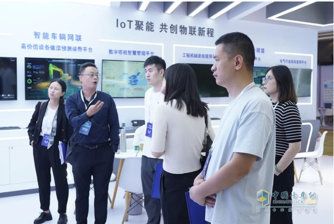 徐工汉云重磅亮相2025工业互联网大会
