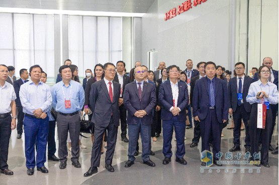 以高端装备为媒，山东重工与47国友人共绘全球合作新蓝图