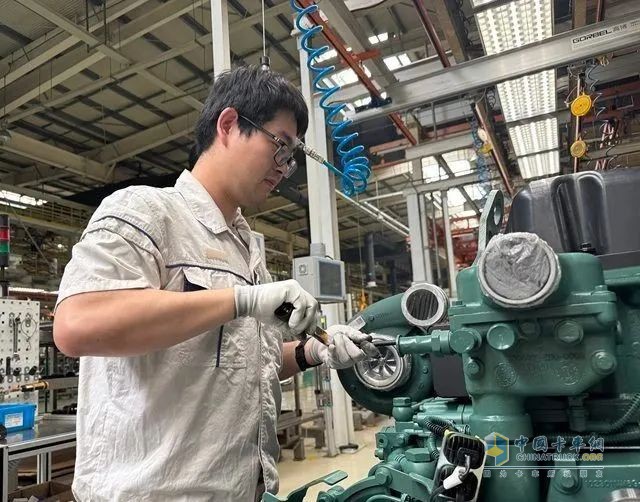 动力总成事业部开展“奉献在岗位·节创超百万”义务奉献活动