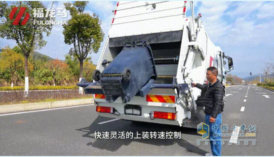 福龙马全新低能耗环卫车上线