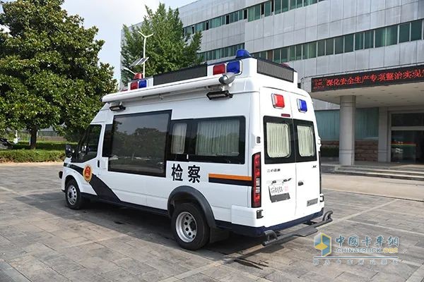 森源鸿马检察宣传车发往内蒙古 赋能边疆法治宣传新征程