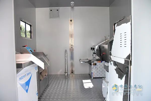 森源鸿马全自动餐车模组：打造应急厨房新标杆