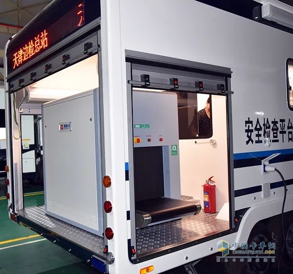 “移动防线”守国门！森源鸿马移动安检车上岗天津边检总站