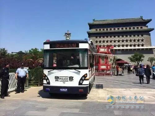 九三阅兵安保“移动堡垒”！森源鸿马移动警务室站岗执勤守护平安