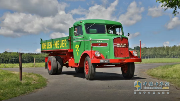 曼恩：引擎重启1957！MAN 735 L1 K型卡车