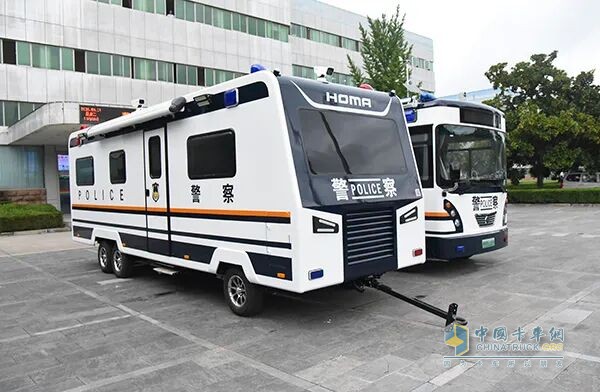 森源鸿马移动警务室启程赴乌鲁木齐地窝堡机场：科技筑牢空港安防屏障