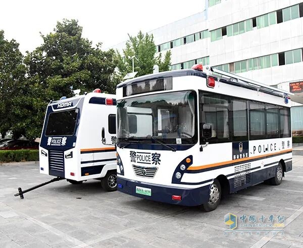 森源鸿马移动警务室启程赴乌鲁木齐地窝堡机场：科技筑牢空港安防屏障