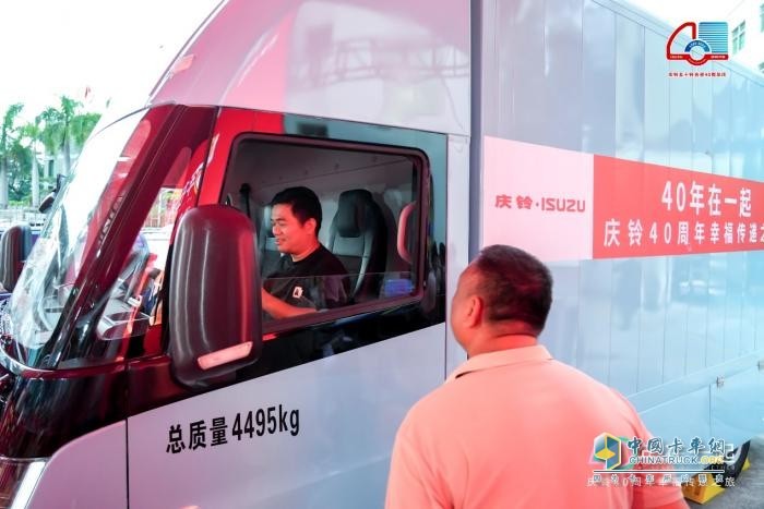 一举夺得六项大奖 庆铃铃坤如何以平台化实力重塑新能源轻卡格局？