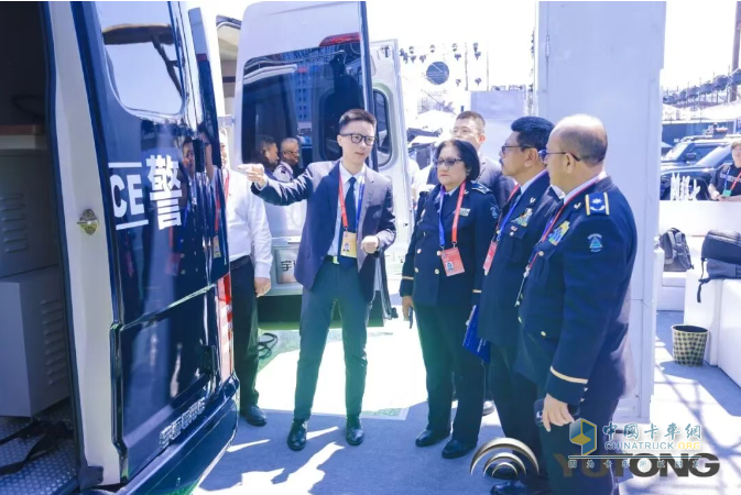 宇通警力输送车奔赴海南，为自贸港封关构筑安全防线