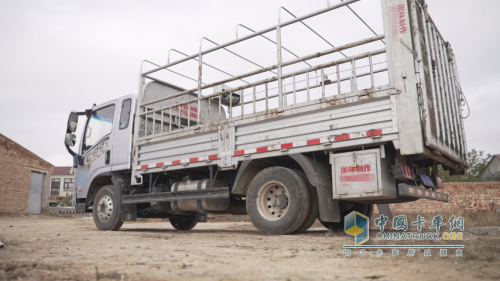 卡友马师傅的真心话：陕汽德龍G200强动力，高舒适 创富就选它