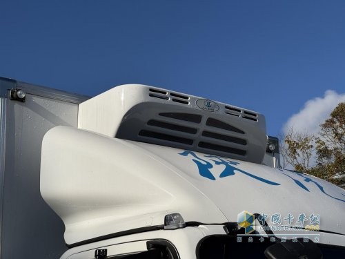 把新鲜托付给硬实力!陕汽德龍G300助卡友郭师傅赢得长久信赖