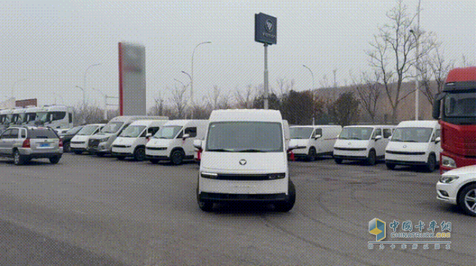 擎动绿色,高效配送,批量福田风景i9+交付山东,赋能医药流通新生态