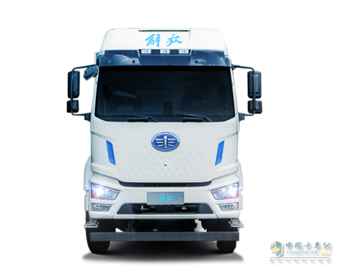 解放J6L标载充电式牵引车:精算每一度电,掌控每一程路