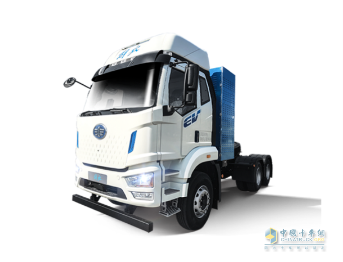 解放J6L标载充电式牵引车:精算每一度电,掌控每一程路