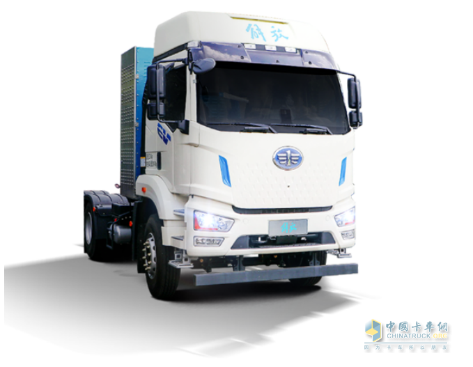 解放J6L标载充电式牵引车:精算每一度电,掌控每一程路