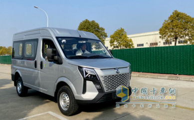 货运难题，一车解决：东风御风V9+，可靠创富伙伴