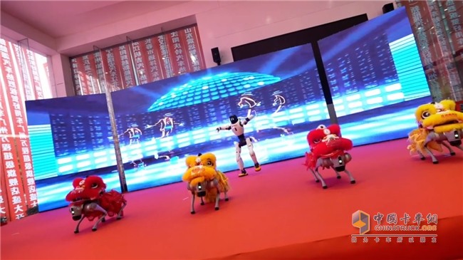 广州万程好用车超级旗舰体验中心&广州首家好用能途配形象店盛大启幕