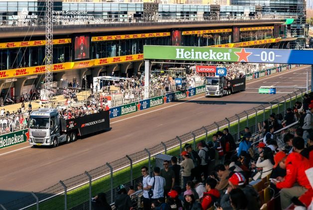 “油电天团”锋芒来袭！中国重汽闪耀2026 F1中国大奖赛