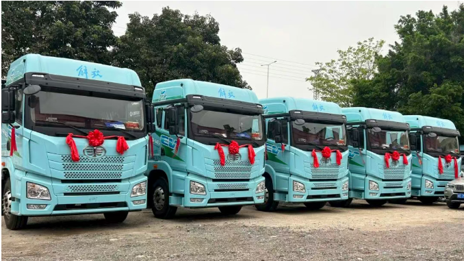 捷报！解放JH6新能源牵引车多地批量交车