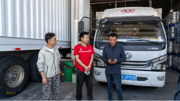 央视点赞的东风多利卡司机，获授“东风信赖大使”