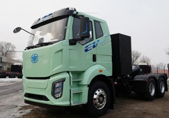 解放J6G Pro标载纯电电驱箱牵引车:纯电货运的快乐指南~
