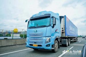 乘龙H7 Pro创赢版LNG牵引车：每年为卡友节省18000元成本