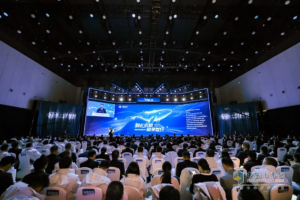 一汽解放“鲸E租”品牌发布，引领商用车租赁市场新变革