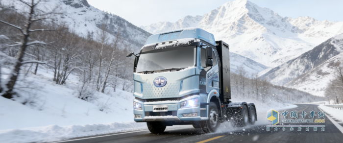 解放卡车J6P复合换电牵引车：让运输，更从容