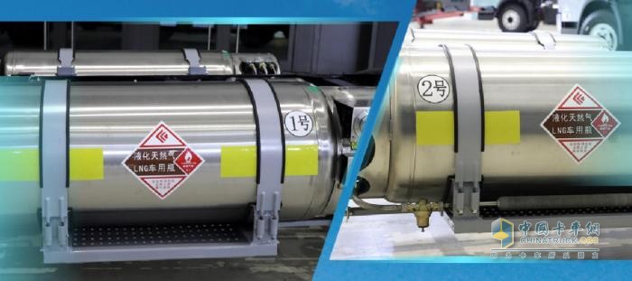 解放J6F复合版LNG载货车:“气”场全开的长跑王,每公里成本低至7毛!