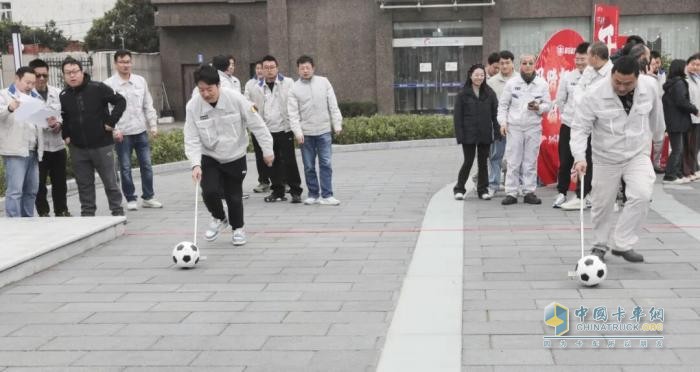 解放动力总成事业部欢喜闹元宵！