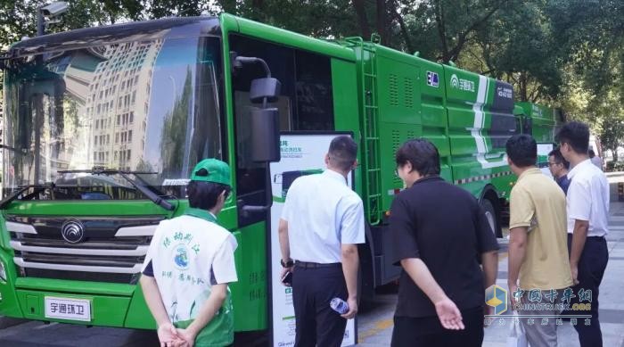 宇通环卫绿动荆州，共探垃圾分类与城市治理新方案！