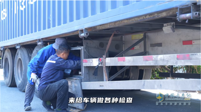 110万公里零大修！物流老板为何押注乘龙H7 LNG？