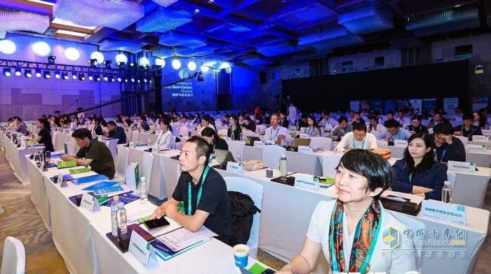 2025零碳节双料大奖加冕！犀重汽车助推全球零碳进程的中国方案